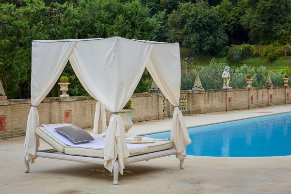 DFN-luxury-outdoor-furniture-conopy-sun-bed-canopo